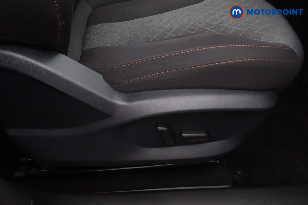 Mg Motor Uk HS SE Automatic Petrol-Electric Hybrid SUV - Stock Number (1622959) - 19th supplementary image