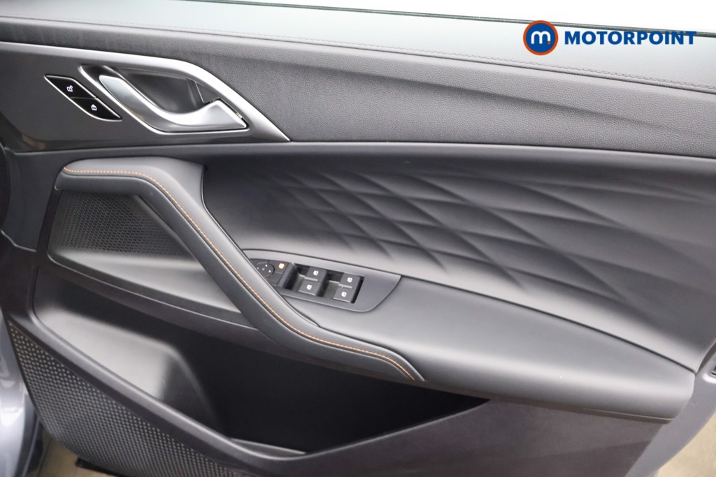 Mg Motor Uk HS SE Automatic Petrol-Electric Hybrid SUV - Stock Number (1622992) - 11th supplementary image