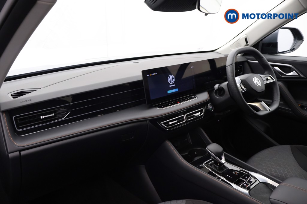 Mg Motor Uk HS SE Automatic Petrol-Electric Hybrid SUV - Stock Number (1622992) - 17th supplementary image