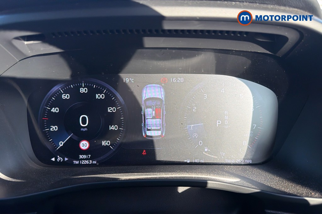 Volvo Xc40 R Design Pro Automatic Petrol SUV - Stock Number (1623335) - 8th supplementary image