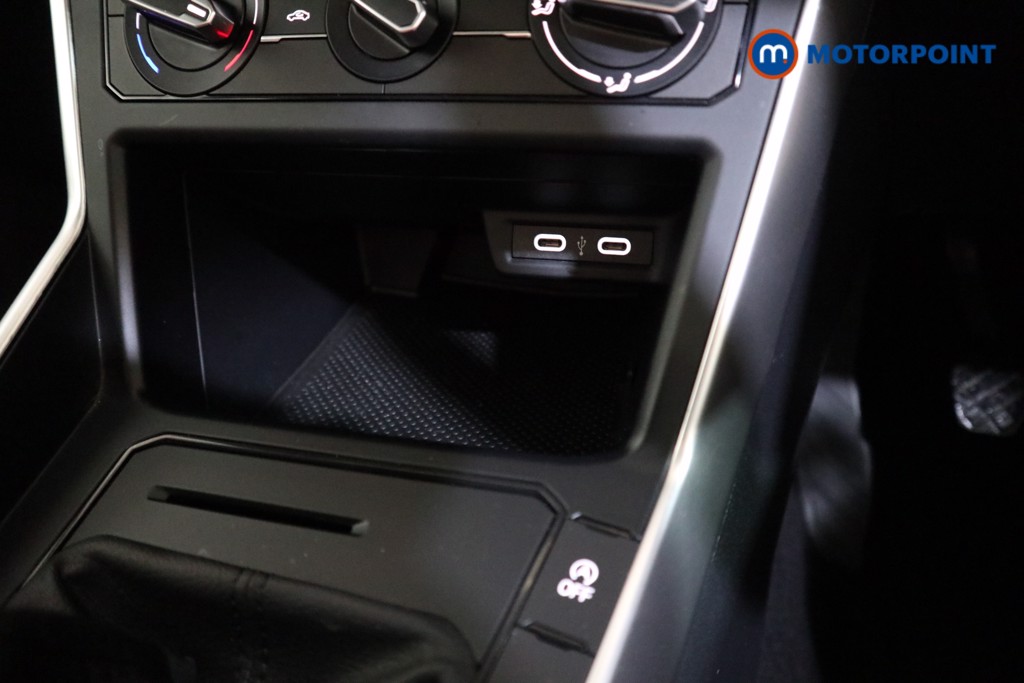 Volkswagen Polo Life Manual Petrol Hatchback - Stock Number (1623353) - 8th supplementary image