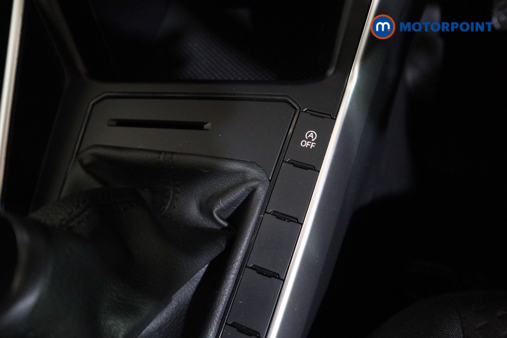 Volkswagen Polo Life Manual Petrol Hatchback - Stock Number (1623353) - 9th supplementary image