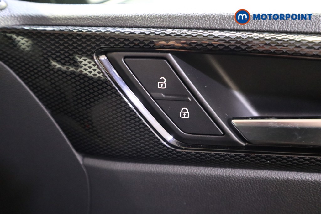 Volkswagen Polo Life Manual Petrol Hatchback - Stock Number (1623353) - 14th supplementary image