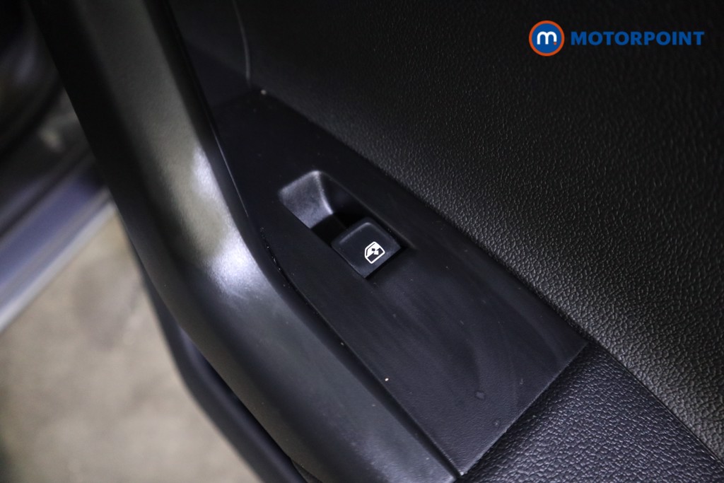 Volkswagen Polo Life Manual Petrol Hatchback - Stock Number (1623359) - 20th supplementary image