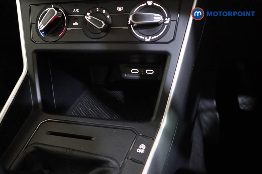 Volkswagen Polo Life Manual Petrol Hatchback - Stock Number (1623378) - 8th supplementary image