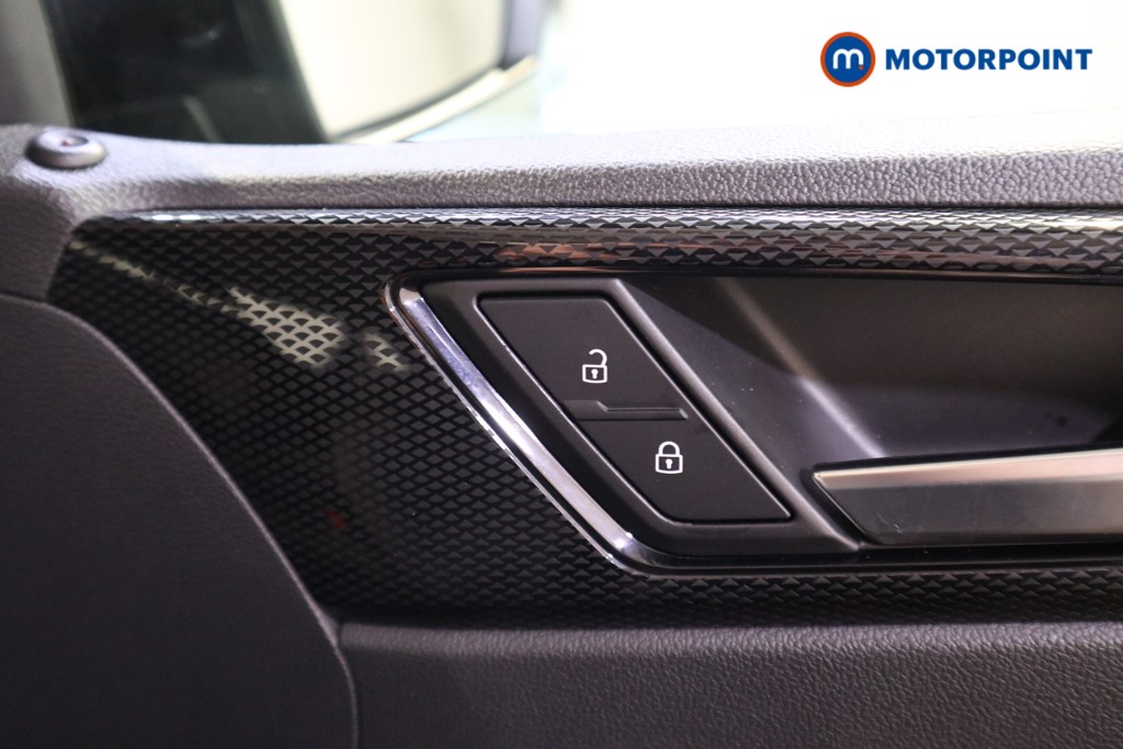 Volkswagen Polo Life Manual Petrol Hatchback - Stock Number (1623385) - 14th supplementary image