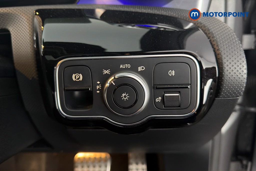 Mercedes-Benz A Class Amg Line Automatic Petrol Plug-In Hybrid Saloon - Stock Number (1623403) - 12th supplementary image