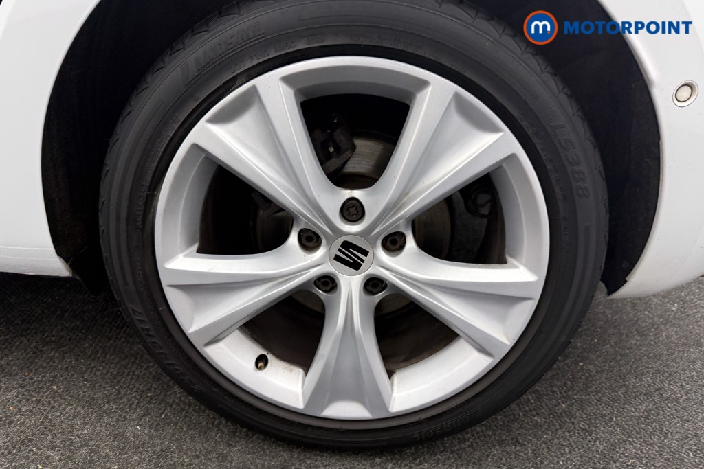 Seat Leon FR Manual Petrol Hatchback - Stock Number (1623894) - 21st supplementary image