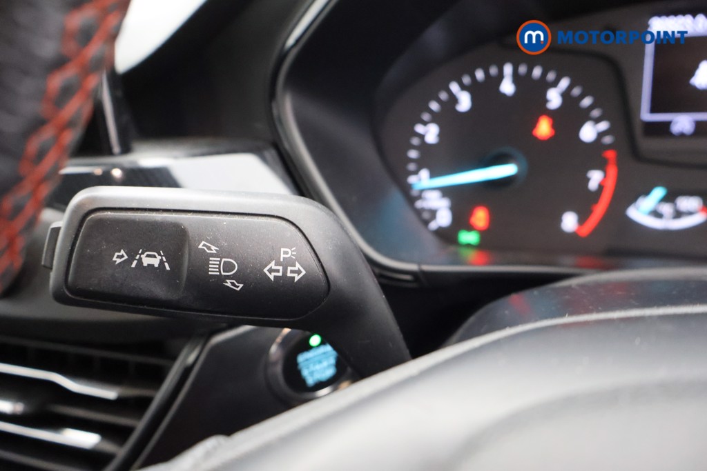Ford Focus St-Line Manual Petrol Hatchback - Stock Number (1623950) - 5th supplementary image