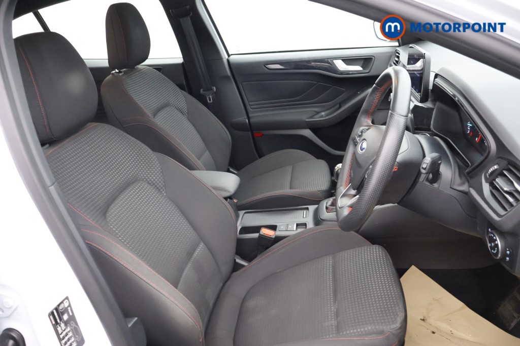 Ford Focus St-Line Manual Petrol Hatchback - Stock Number (1623950) - 13th supplementary image
