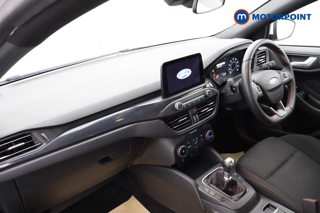 Ford Focus St-Line Manual Petrol Hatchback - Stock Number (1623950) - 17th supplementary image