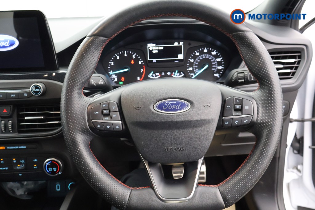 Ford Focus St-Line Manual Petrol Hatchback - Stock Number (1623950) - 1st supplementary image