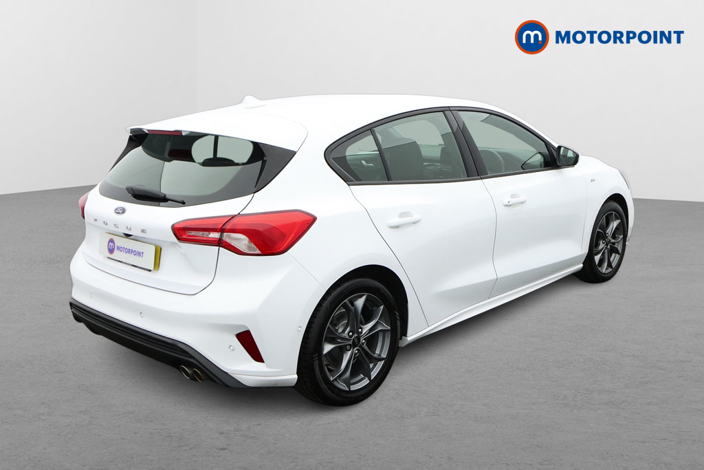 Ford Focus St-Line Manual Petrol Hatchback - Stock Number (1623950) - Drivers side rear corner