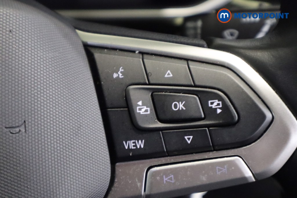 Volkswagen T-Roc R-Line Manual Petrol SUV - Stock Number (1624035) - 16th supplementary image