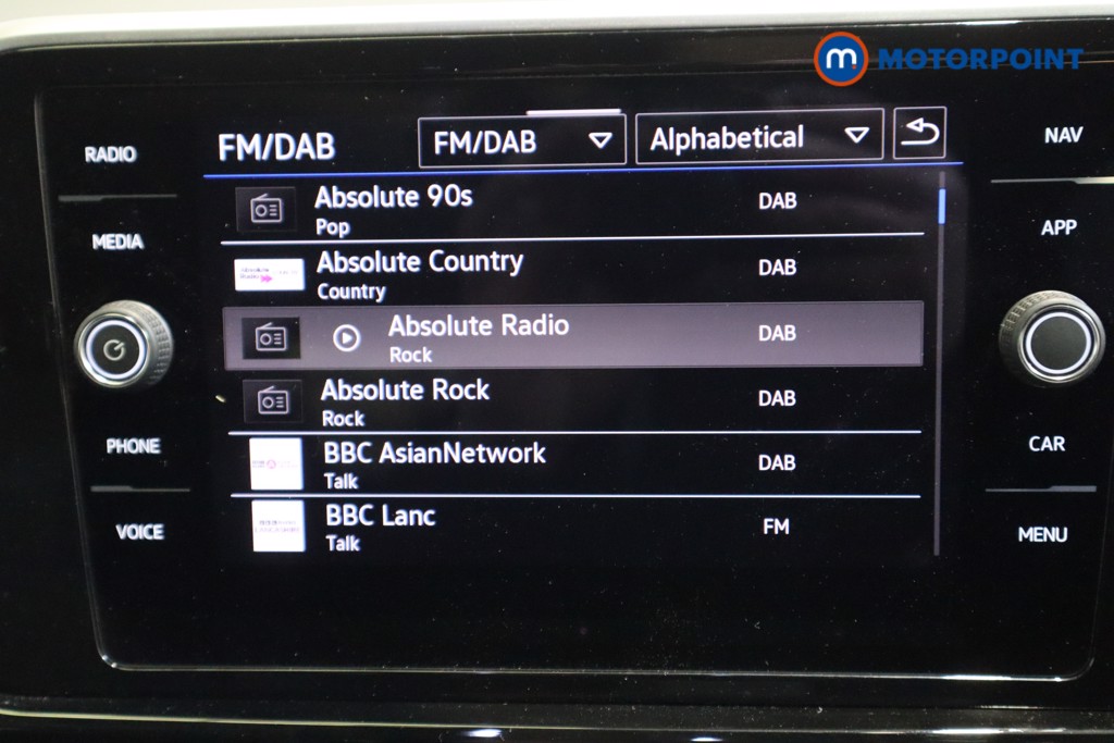 Volkswagen T-Roc R-Line Manual Petrol SUV - Stock Number (1624035) - 18th supplementary image