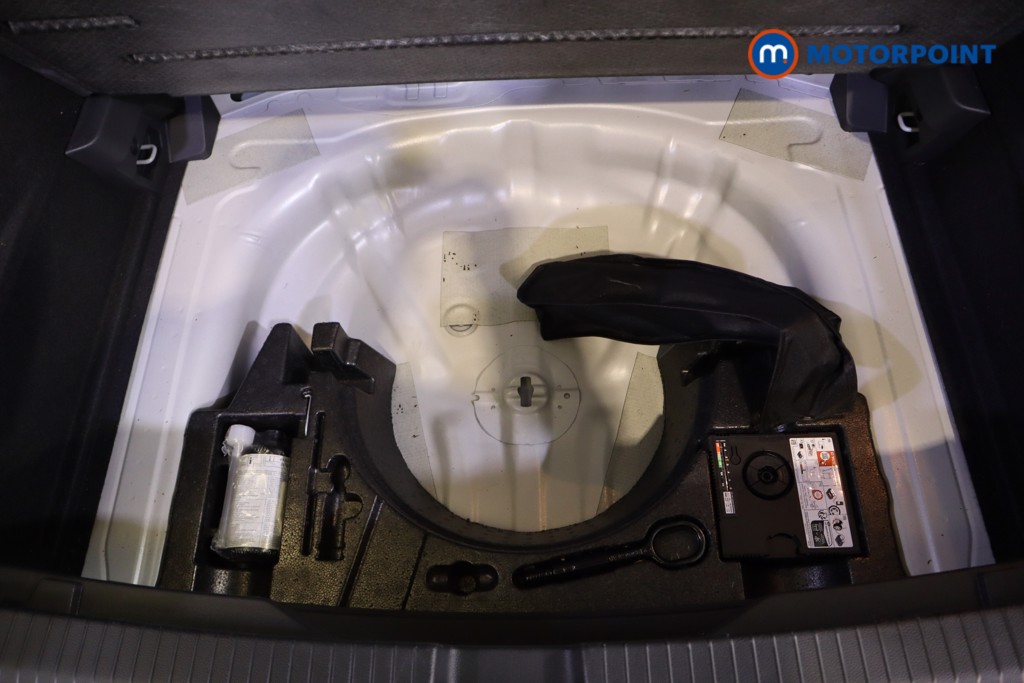 Volkswagen T-Roc R-Line Manual Petrol SUV - Stock Number (1624035) - 27th supplementary image