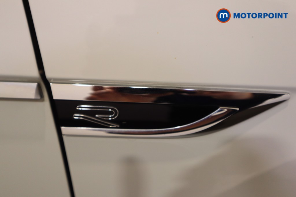 Volkswagen T-Roc R-Line Manual Petrol SUV - Stock Number (1624035) - 32nd supplementary image