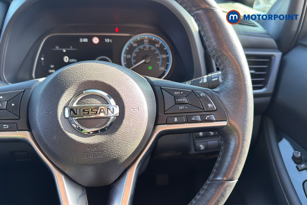 Nissan Leaf N-Connecta Automatic Electric Hatchback - Stock Number (1624058) - 4th supplementary image