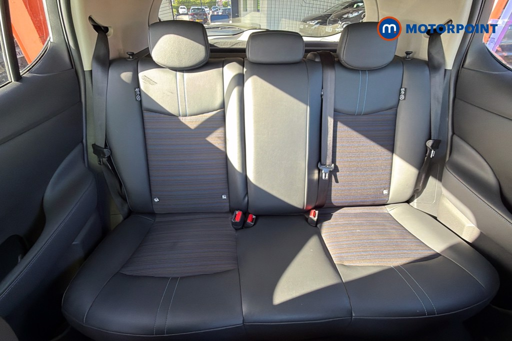 Nissan Leaf N-Connecta Automatic Electric Hatchback - Stock Number (1624058) - 28th supplementary image