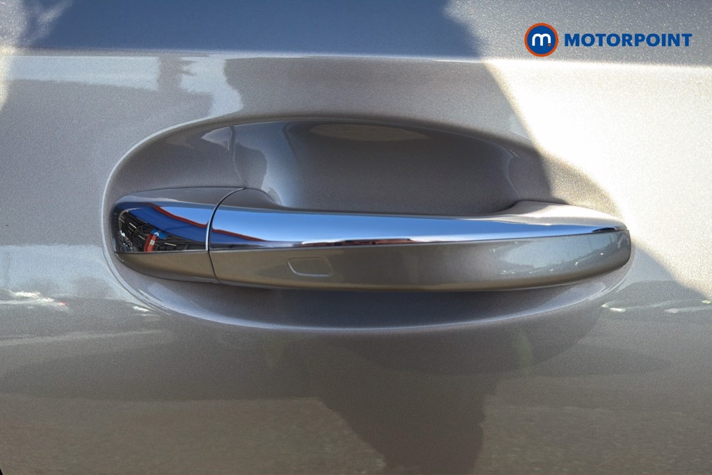 Mercedes-Benz A Class Amg Line Automatic Diesel Hatchback - Stock Number (1624099) - 42nd supplementary image