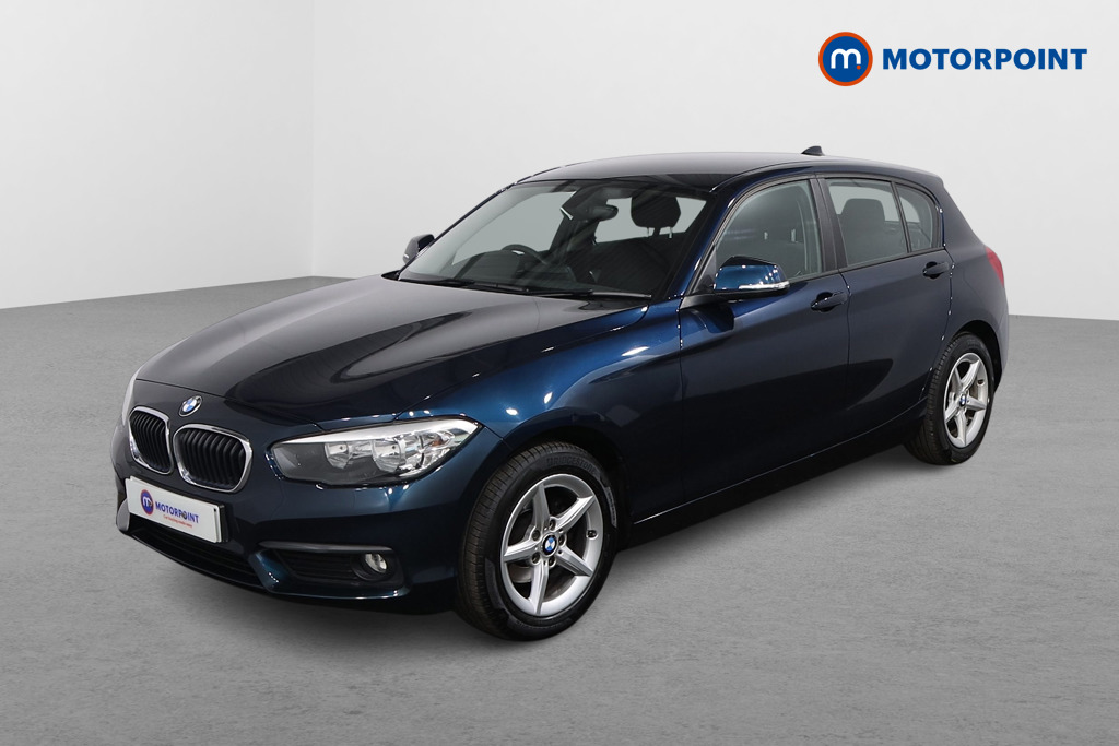 BMW 1 Series SE Automatic Petrol Hatchback - Stock Number (1624215) - Passenger side front corner