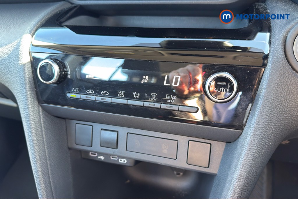 Toyota Yaris Cross Icon Automatic Petrol-Electric Hybrid Estate - Stock Number (1624278) - 12th supplementary image