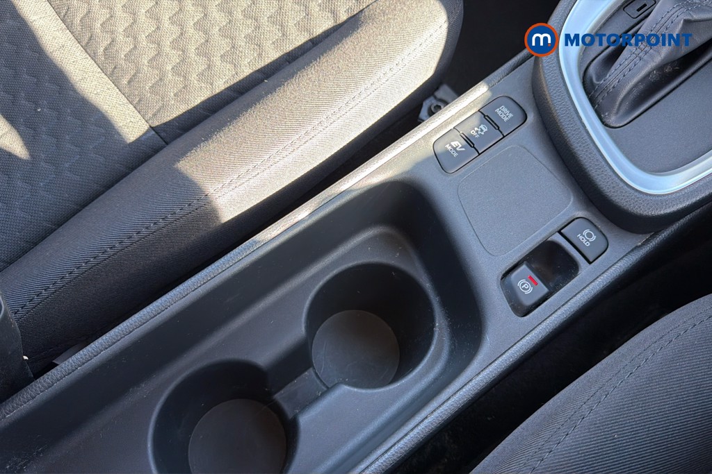 Toyota Yaris Cross Icon Automatic Petrol-Electric Hybrid Estate - Stock Number (1624278) - 16th supplementary image