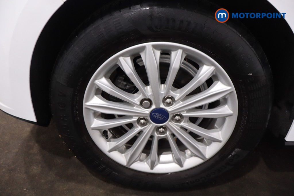 Ford Focus Titanium Manual Petrol Hatchback - Stock Number (1624406) - 9th supplementary image