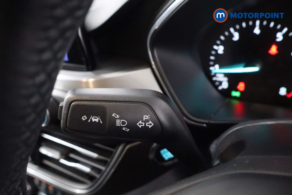 Ford Focus Titanium Manual Petrol Hatchback - Stock Number (1624406) - 15th supplementary image