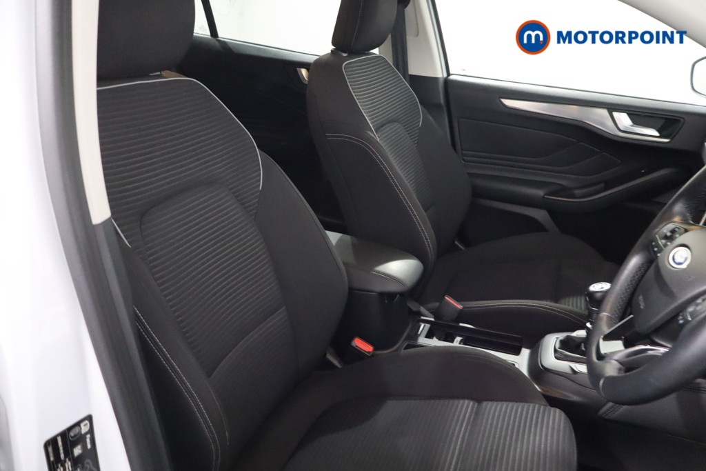 Ford Focus Titanium Manual Petrol Hatchback - Stock Number (1624406) - 23rd supplementary image