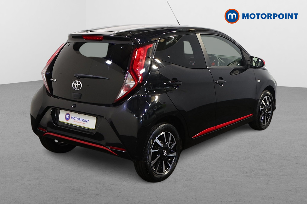 Toyota Aygo X-Trend Manual Petrol Hatchback - Stock Number (1624638) - Drivers side rear corner