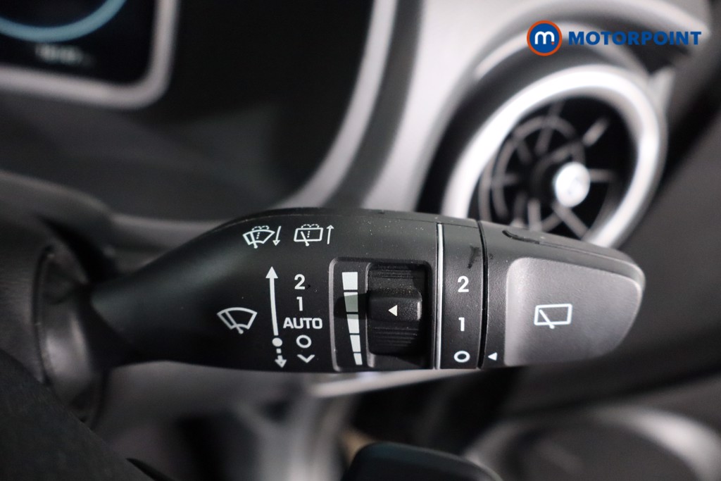 Hyundai Kona Ultimate Automatic Petrol-Electric Hybrid SUV - Stock Number (1624765) - 15th supplementary image