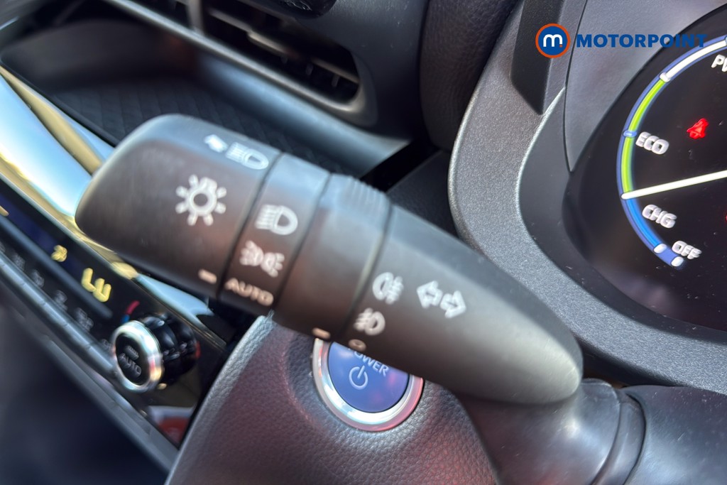 Toyota Yaris Cross Design Automatic Petrol-Electric Hybrid Estate - Stock Number (1625040) - 6th supplementary image