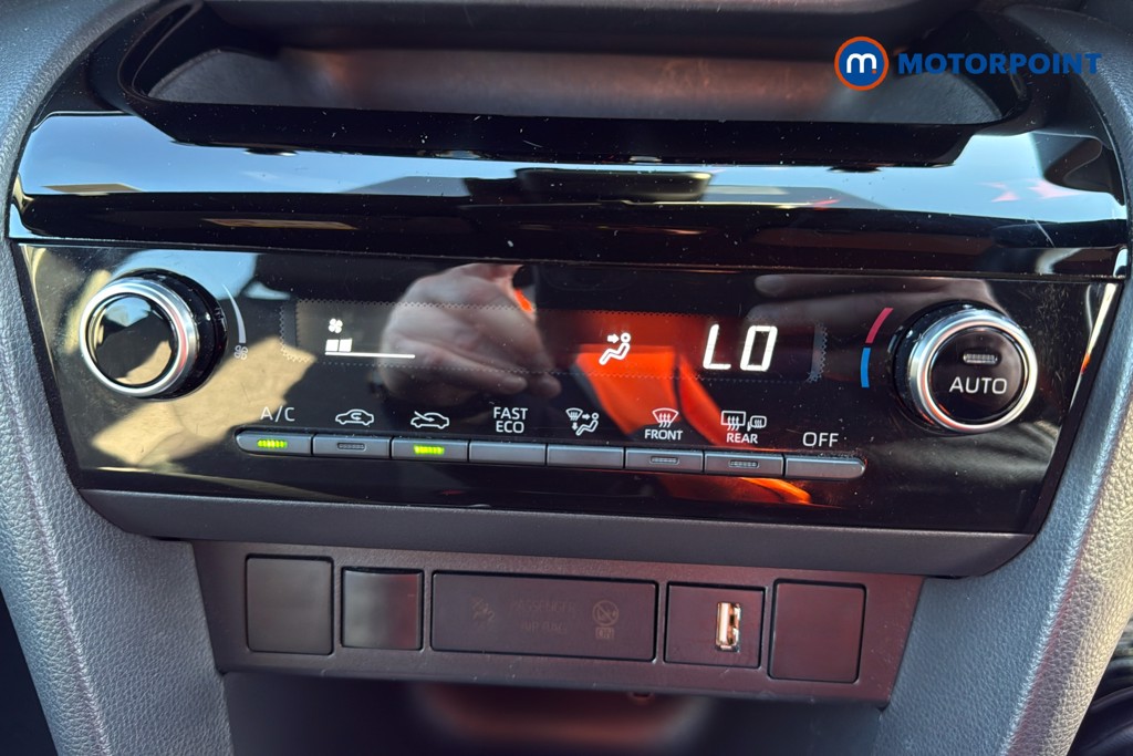 Toyota Yaris Cross Design Automatic Petrol-Electric Hybrid Estate - Stock Number (1625040) - 12th supplementary image