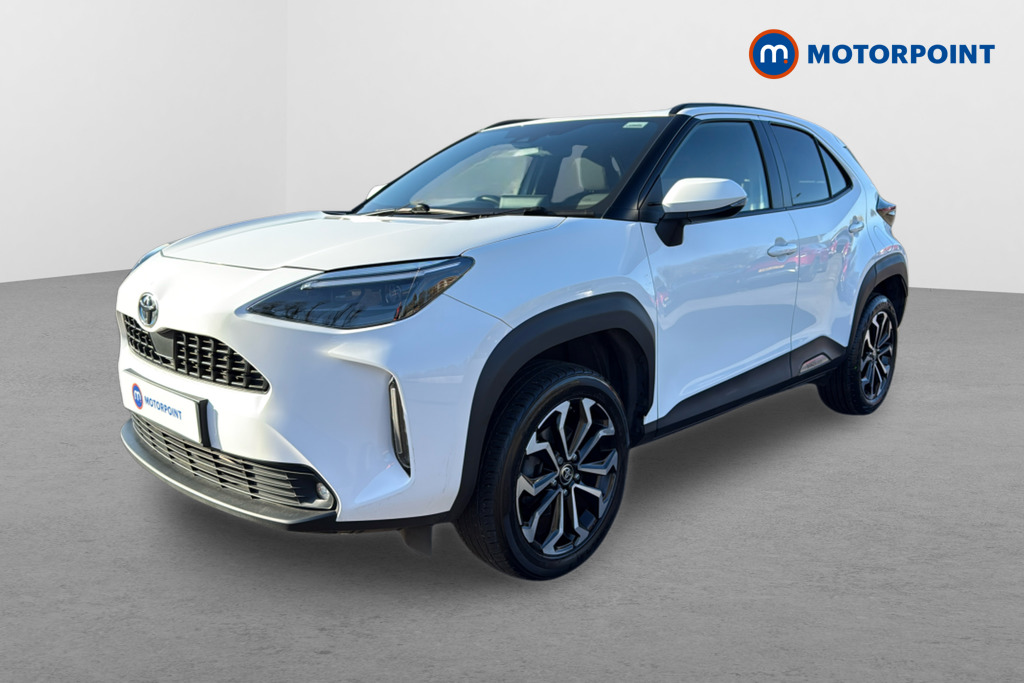 Toyota Yaris Cross Design Automatic Petrol-Electric Hybrid Estate - Stock Number (1625040) - Passenger side front corner