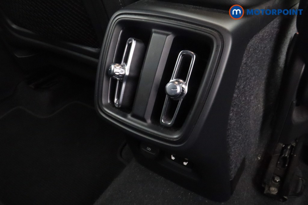Volvo Xc40 Plus Automatic Petrol SUV - Stock Number (1625259) - 11th supplementary image