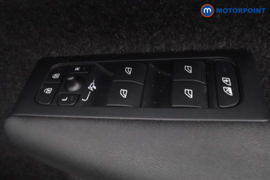 Volvo Xc40 Plus Automatic Petrol SUV - Stock Number (1625259) - 21st supplementary image