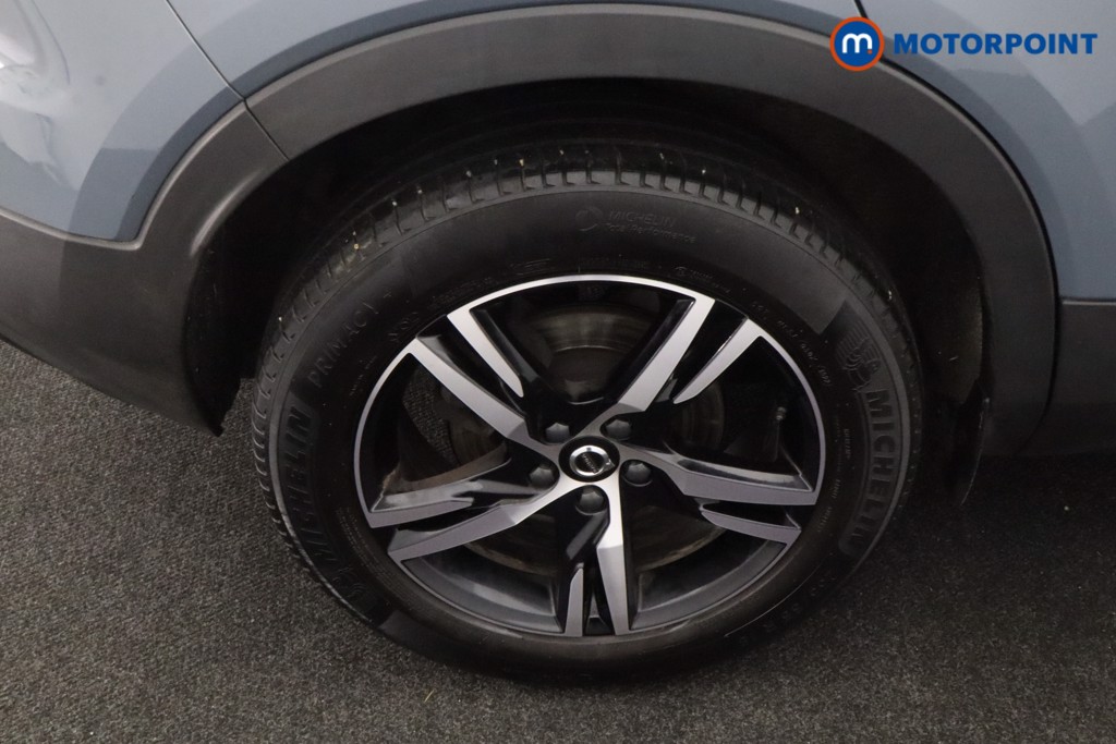 Volvo Xc40 Plus Automatic Petrol SUV - Stock Number (1625259) - 23rd supplementary image