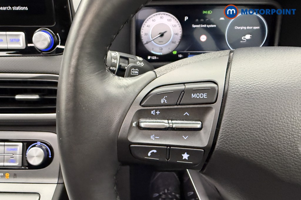 Hyundai Kona Ultimate Automatic Electric SUV - Stock Number (1625493) - 6th supplementary image
