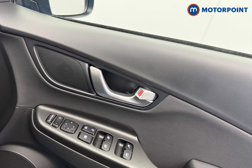 Hyundai Kona Ultimate Automatic Electric SUV - Stock Number (1625493) - 9th supplementary image