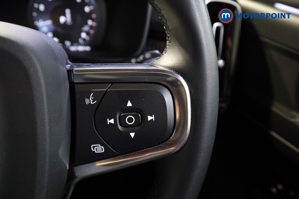 Volvo Xc40 R Design Automatic Petrol SUV - Stock Number (1625528) - 4th supplementary image