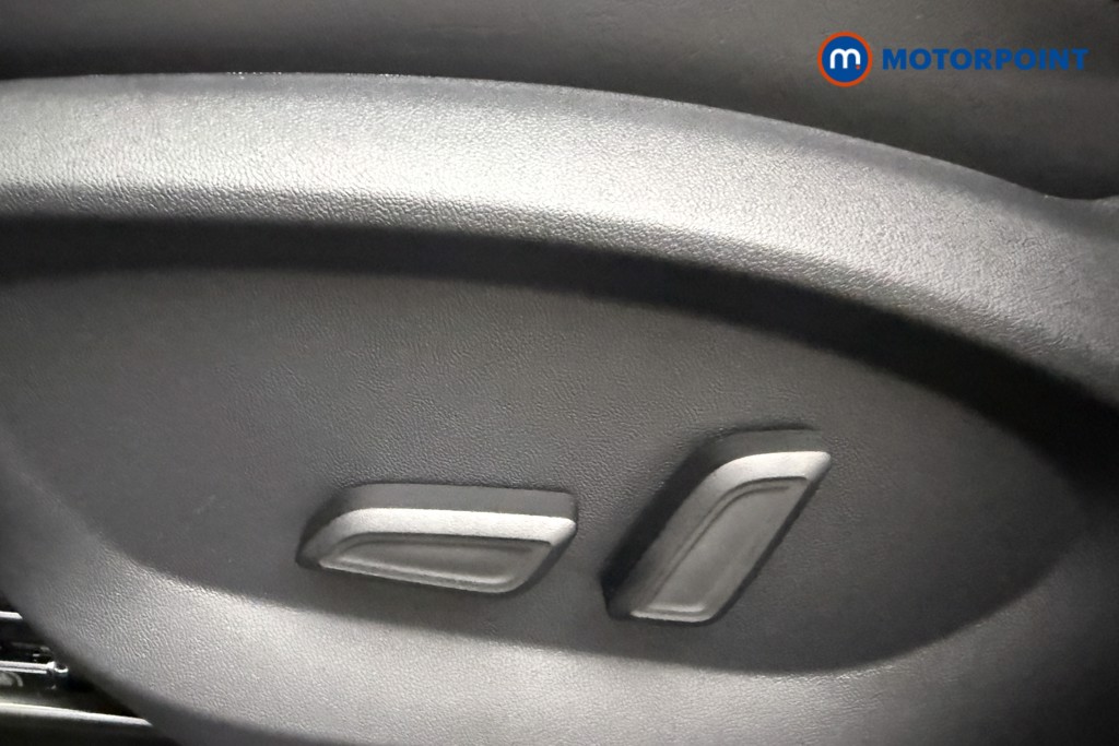 Mg Motor Uk HS Trophy Automatic Petrol Plug-In Hybrid SUV - Stock Number (1625760) - 18th supplementary image