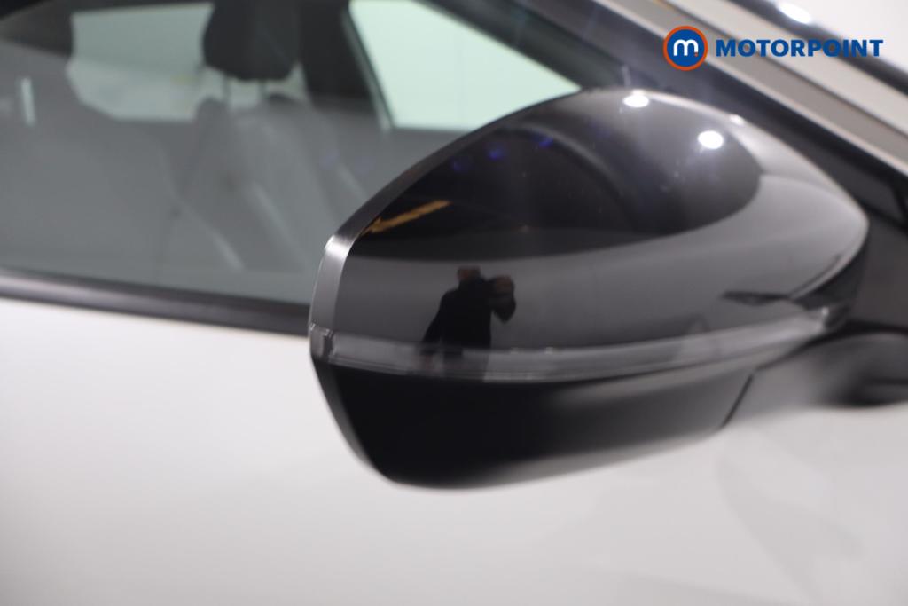 Peugeot 5008 Allure Manual Petrol SUV - Stock Number (1625875) - 25th supplementary image