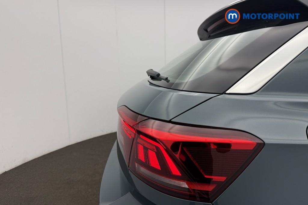 Volkswagen T-Roc Life Automatic Petrol SUV - Stock Number (1625956) - 26th supplementary image