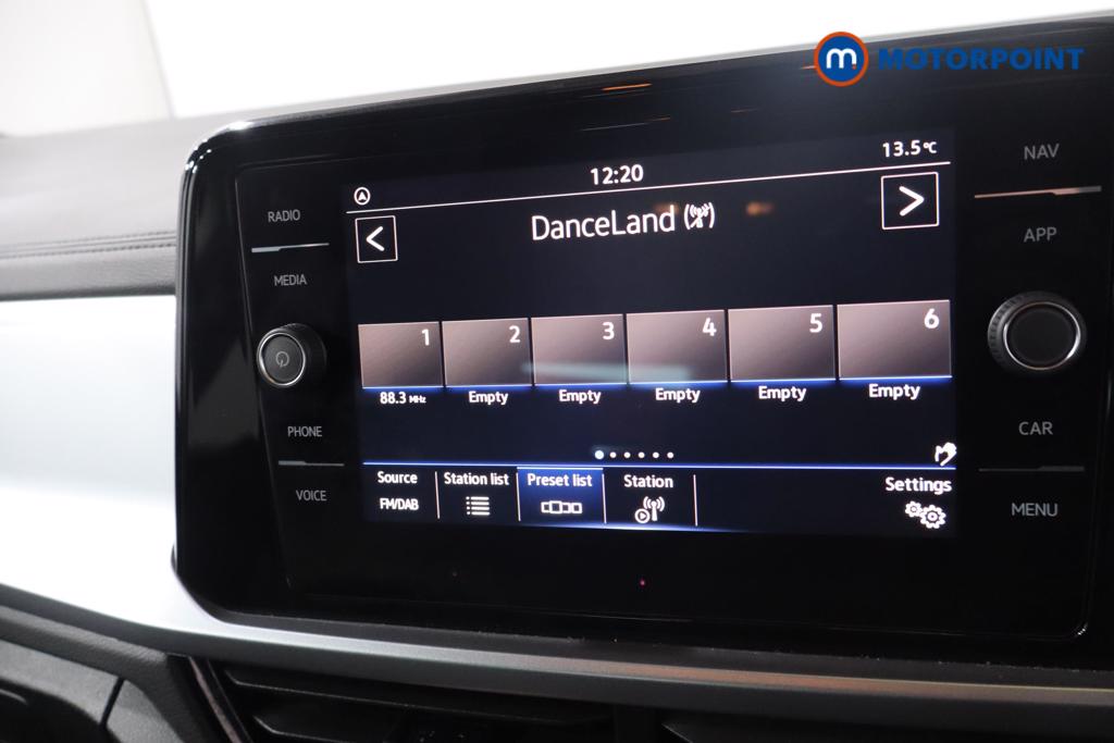 Volkswagen T-Roc Match Manual Petrol SUV - Stock Number (1626115) - 18th supplementary image