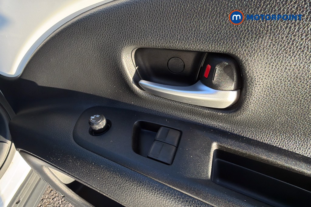 Toyota Aygo X Pure Manual Petrol Hatchback - Stock Number (1626127) - 20th supplementary image