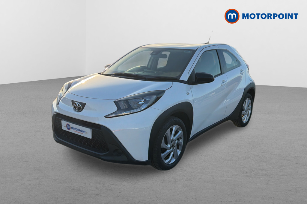 Toyota Aygo X Pure Manual Petrol Hatchback - Stock Number (1626127) - Passenger side front corner