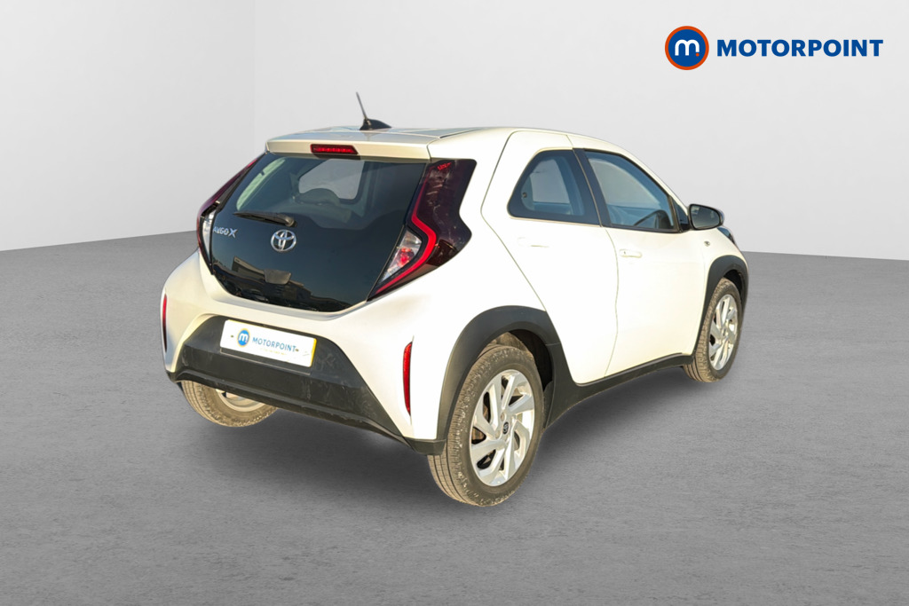 Toyota Aygo X Pure Manual Petrol Hatchback - Stock Number (1626127) - Drivers side rear corner
