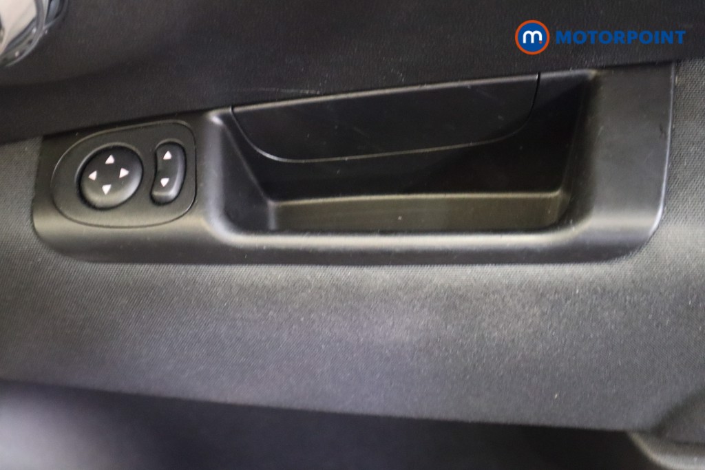 Fiat 500 Lounge Manual Petrol Hatchback - Stock Number (1626325) - 16th supplementary image