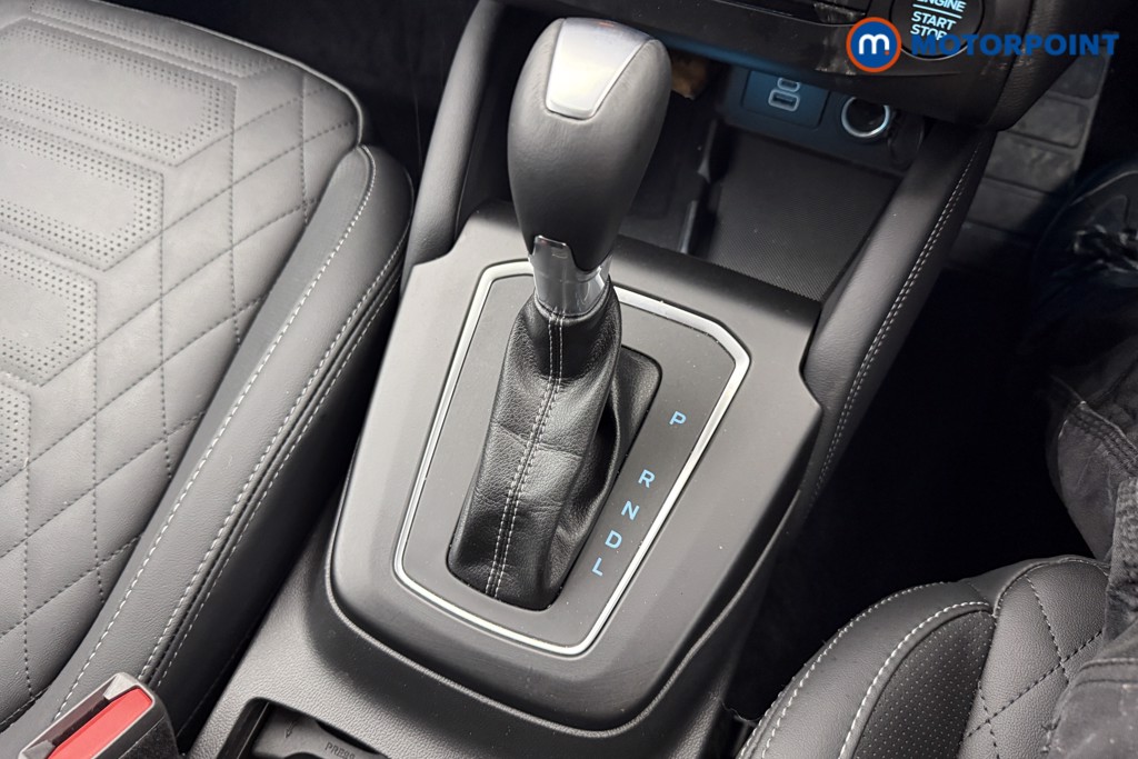 Ford Focus Active X Automatic Petrol Estate - Stock Number (1626368) - 4th supplementary image